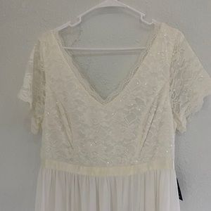 Ivory Lace and Chiffon Wedding Dress